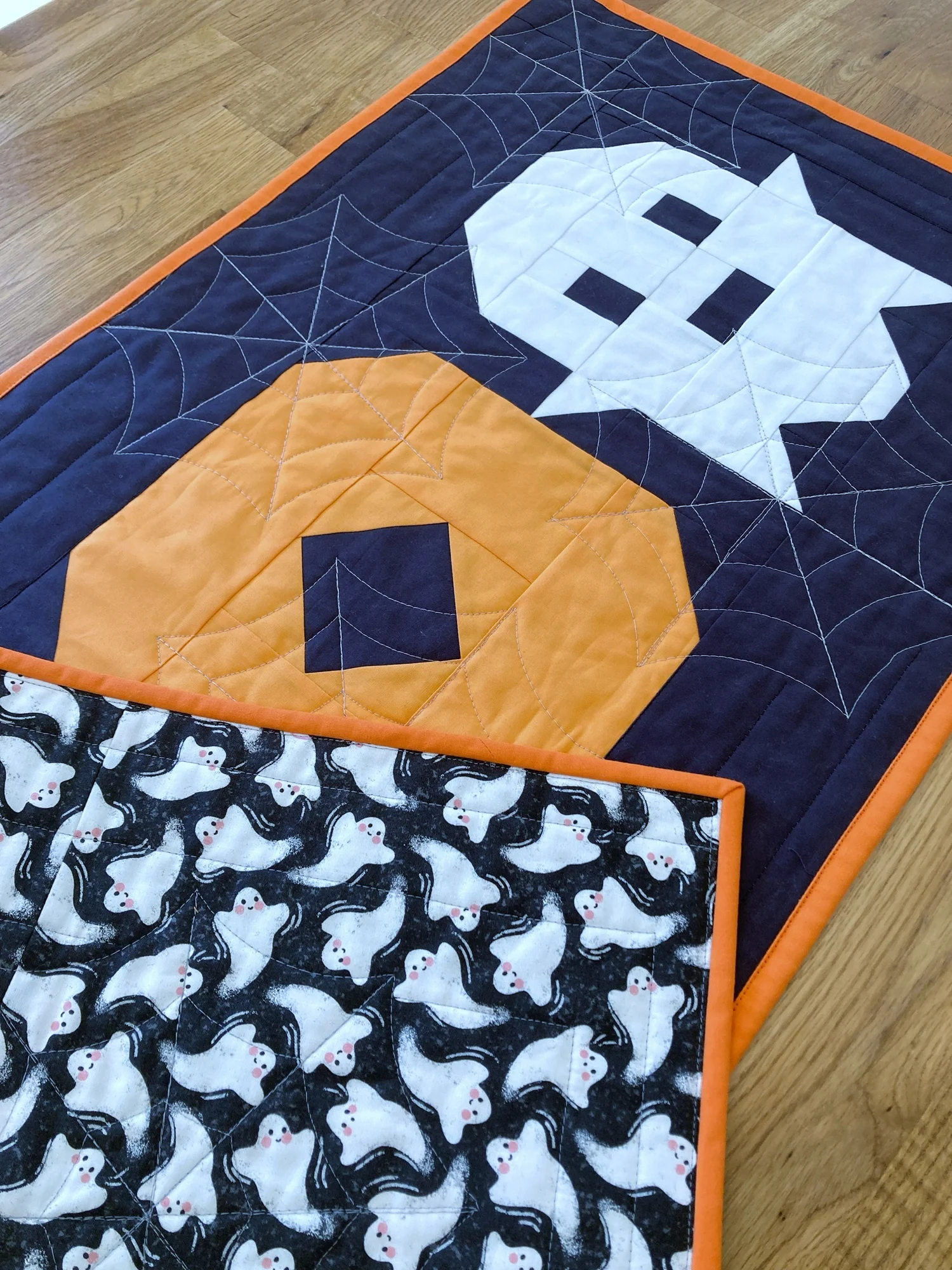 Ghostly Greetings Table Runner Pattern - PRINTED PATTERN - Image 6